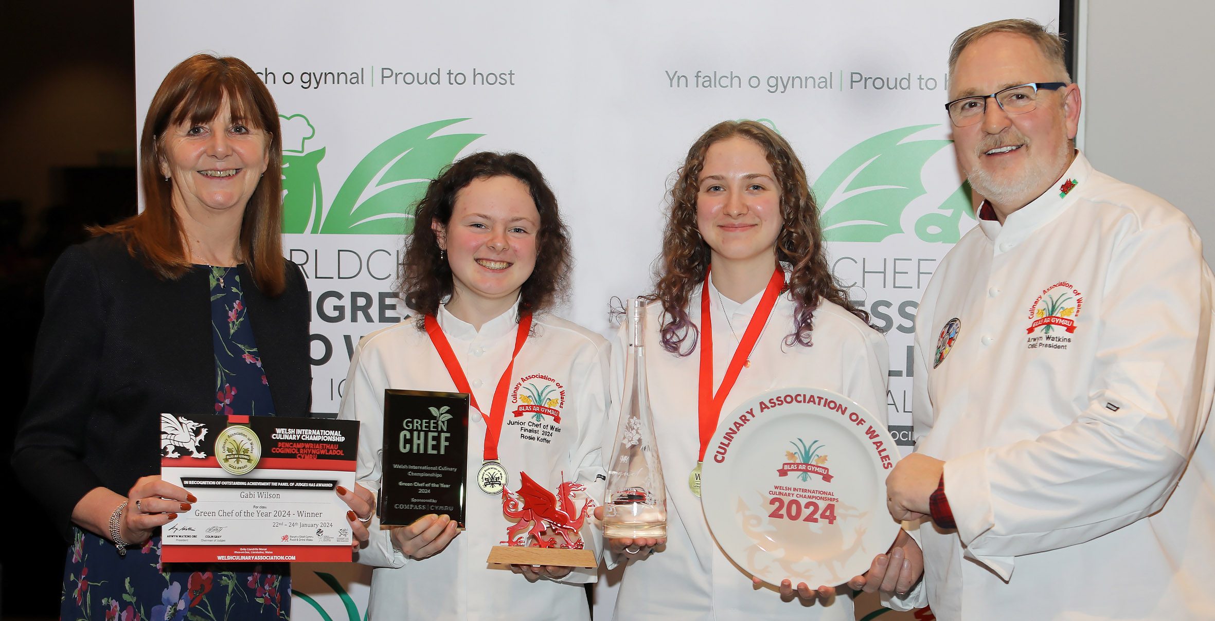Gabbi and Rosie winners of green chef award